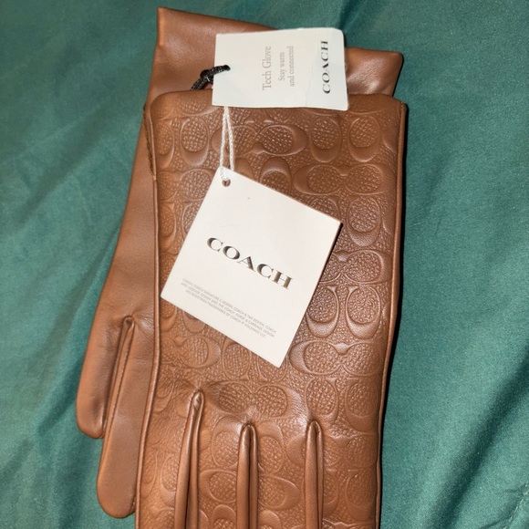 Coach Tan Embossed Leather Gloves - Picture 1 of 4